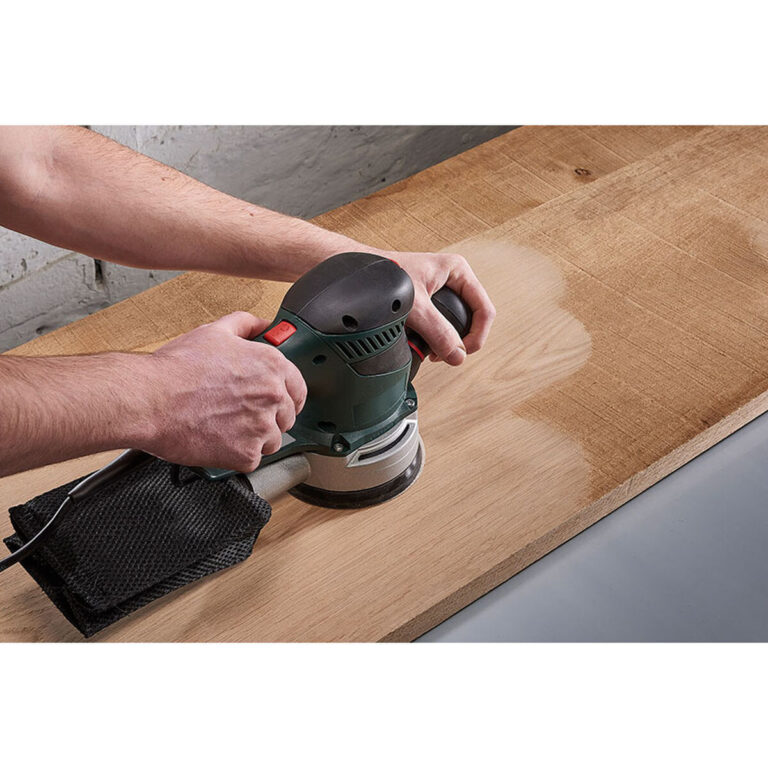 S7923155_4